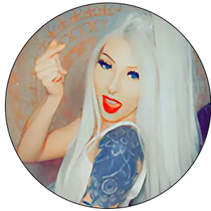 Club 390 Entertainer Peyton Lynn